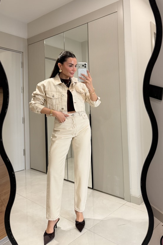 Ariana Ekru Dikişli Mom Jean