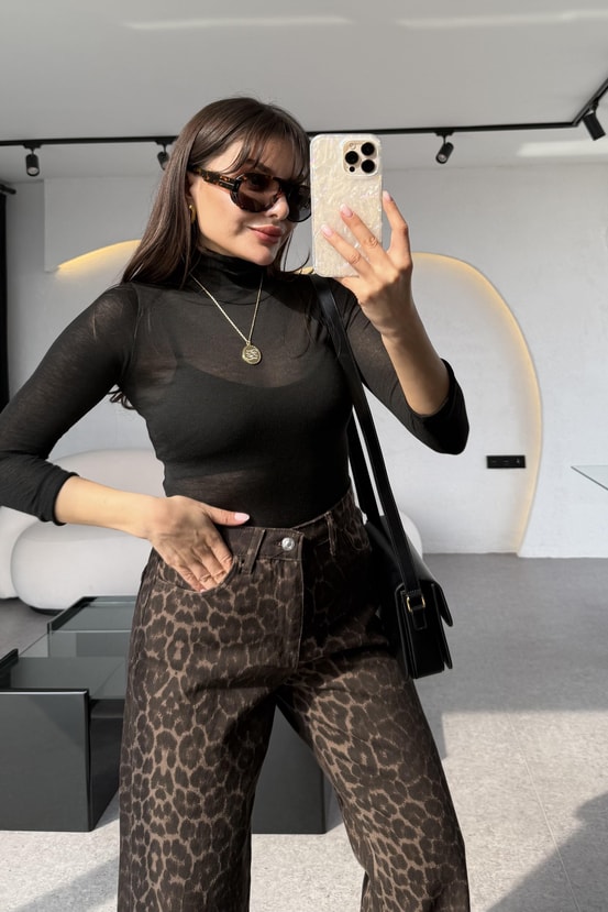 Avril Siyah Transparan Basic Body