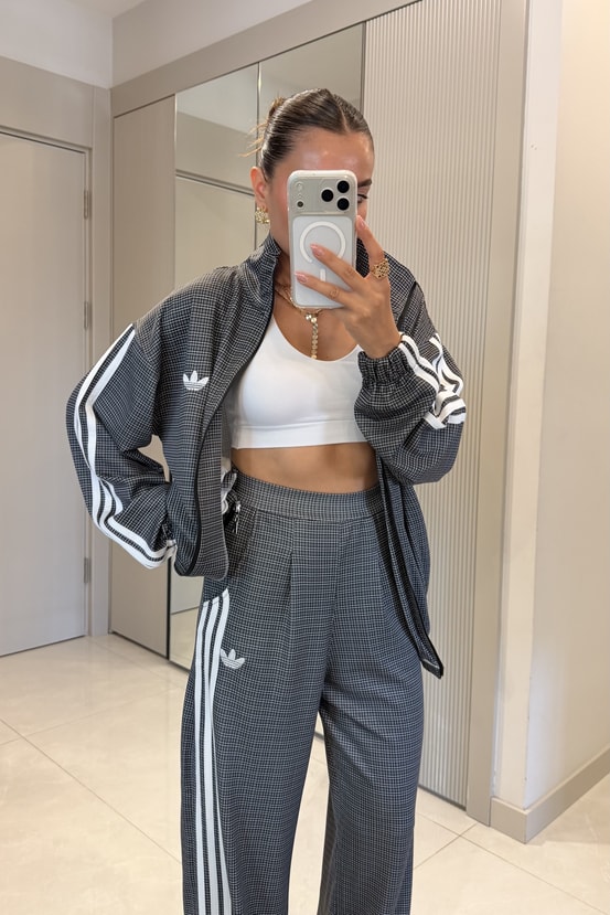 Belluci Siyah Ekose Marka Model Takım