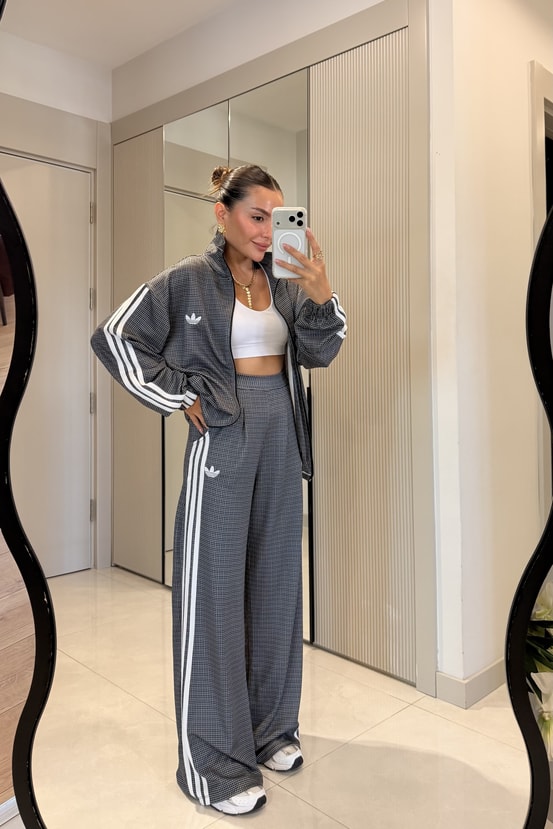 Belluci Siyah Ekose Marka Model Takım
