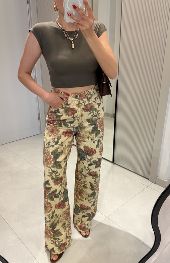 Candy Haki Basic Dilvin Crop Top