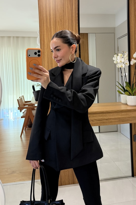 Classy Siyah Şal Detaylı Blazer 