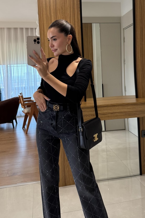 Connor Boyun Detaylı Bluz