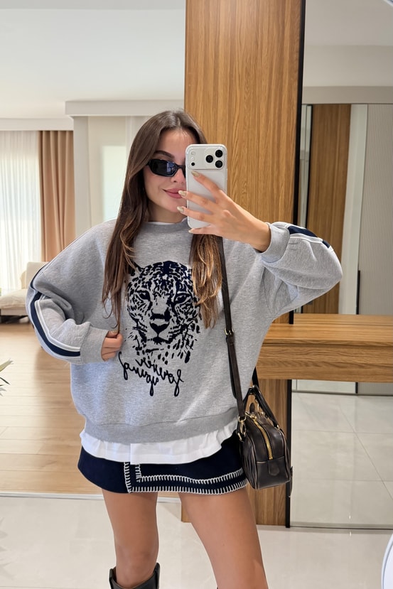 Forever Gri Kaplan Baskılı Sweatshirt
