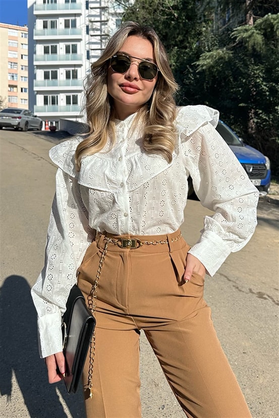 Güpürlü bebe yaka gömlek