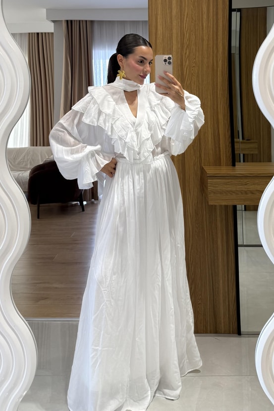 Indıla Beyaz Tasarım Model Elbise