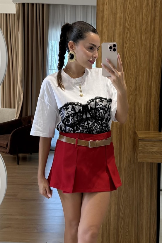 Laine Önü Dantel Baskılı Tshirt