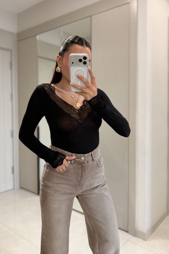 Leap Siyah Dilvin Dantel Detay Kaşmir Body