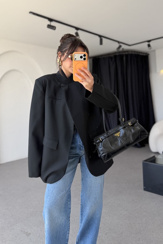 Luciana Siyah Tek Düğmeli Hakim Yaka Blazer Ceket
