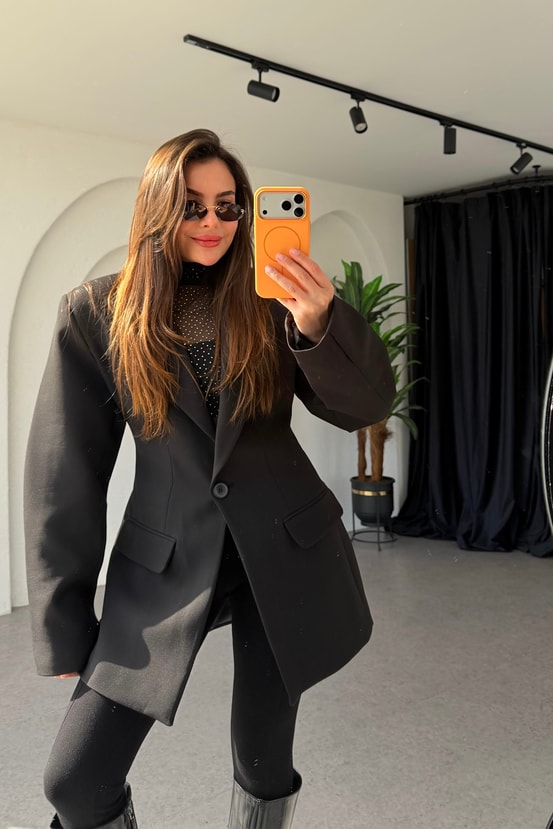 Luise Siyah Vatkalı Premium Blazer 