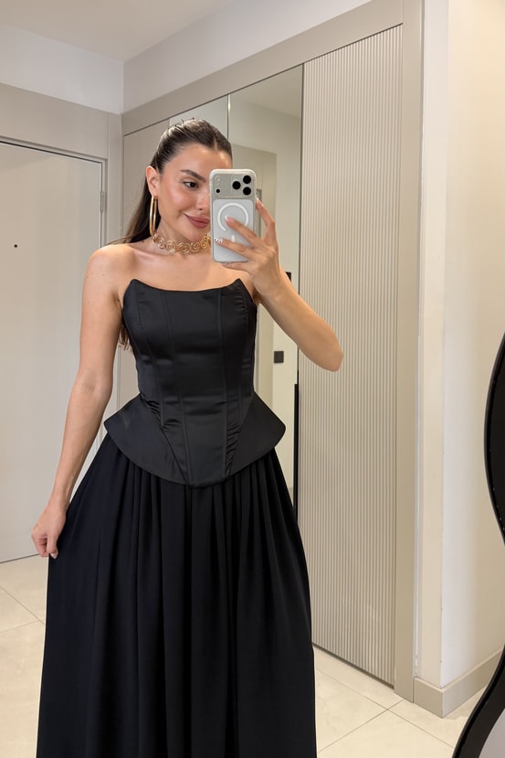 Mirena Siyah Saten Straplez Korse Büstiyer