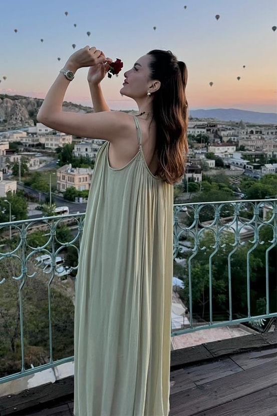 Roseta Askılı Mint Elbise 