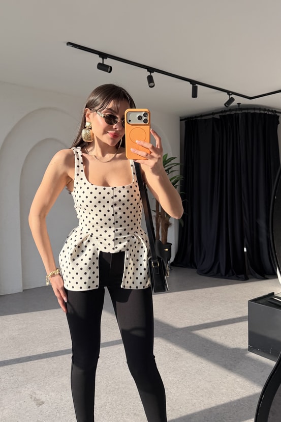 Russie Beyaz Puantiyeli Peplum Bluz