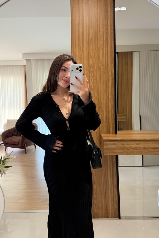 Sanya Siyah Triko Düğmeli Elbise