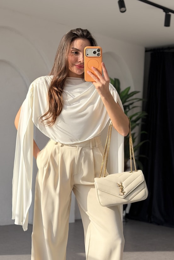 Susie Beyaz Şal Bodysuit