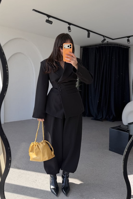 Tamara Siyah Premium Blazer Düğmeli Takım