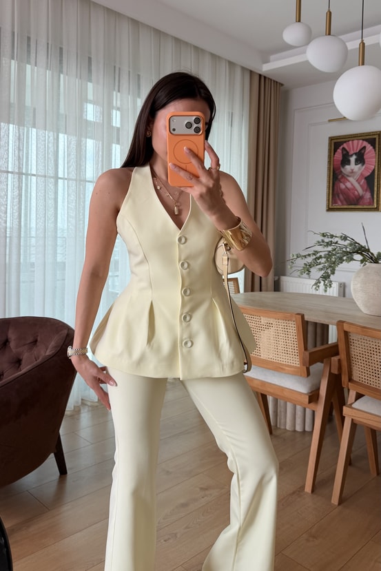 Velora Sarı Premium Yelekli Takım