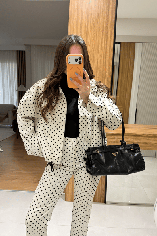 Viola Ekru Puantiyeli Ceket