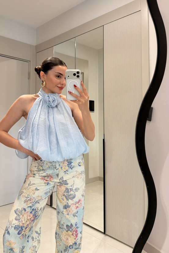 Vionce Mavi Güllü Halter Yaka Bluz