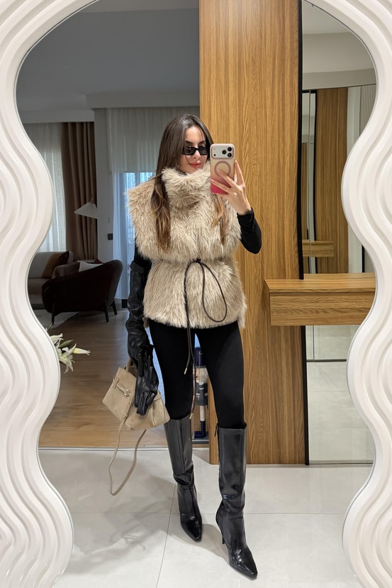Wanda Vizon Kemerli Süveter Kürk