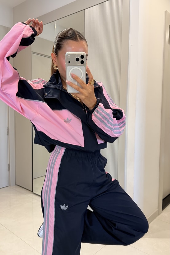 Winslet Pembe Renk Bloklu Marka Model Takım