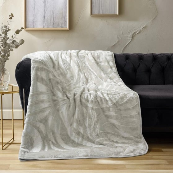 Bekleyen Urun Katalogu Cotton box Cotton Box Embos battaniye Taş Çk