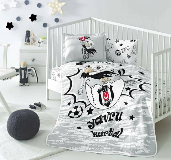 Taç Lisanslı Pike Takımı.Bjk Kartal Bebek