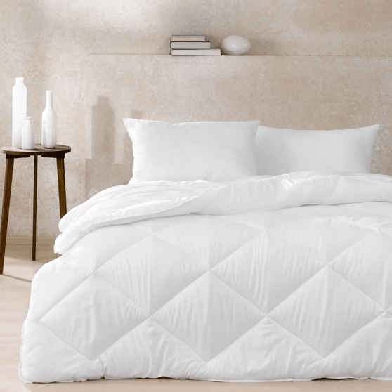 Yorgan Taç Taç Microfiber Tek Kişilik Yorgan %100 Polyester – Hafif ve Konforlu