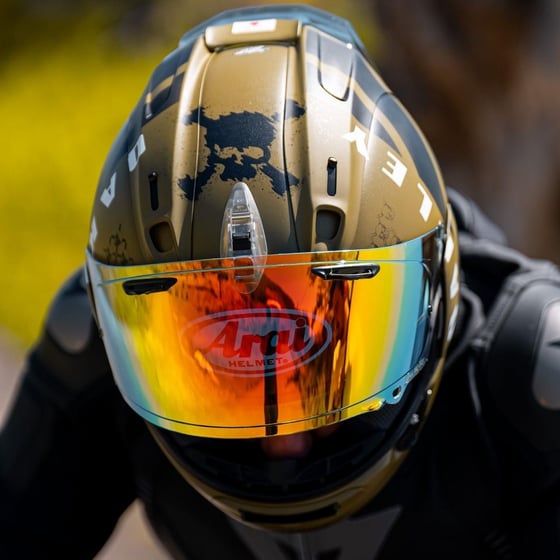 Arai RX-7 V Evo Maverick Oakley Kapalı Kask