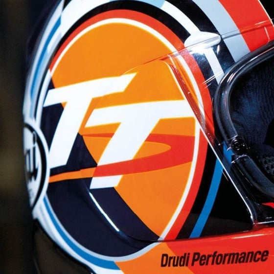 Arai RX-7V Evo IOM TT 2025 Kapalı Kask
