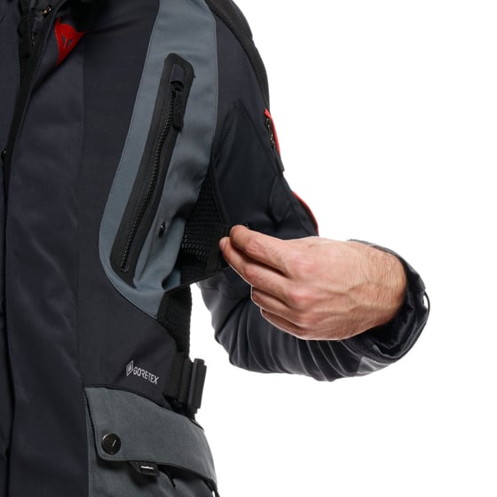 Dainese Carve Master 4 Ebony Black Gore-tex Mont