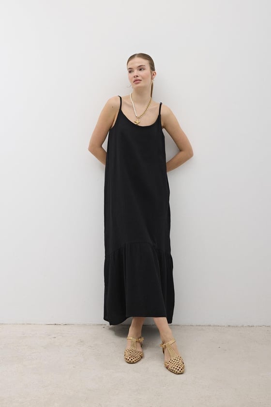 E28-7314*-SİYAH-LLEVUREÜst GiyimAskı Ayarlı Oversize Müslin Elbise SİYAH