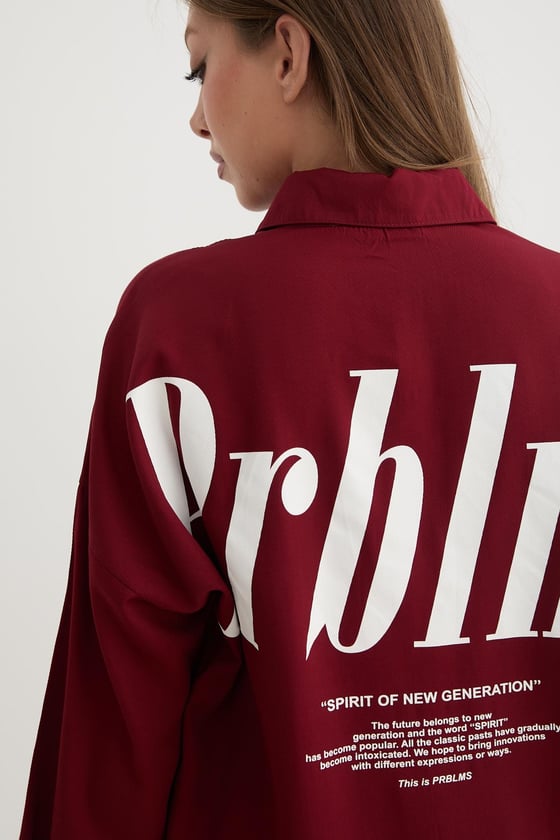 G28-4871-BORDO-LLEVUREÜst GiyimBaskı Detaylı Düğmeli Oversize Gömlek BORDO