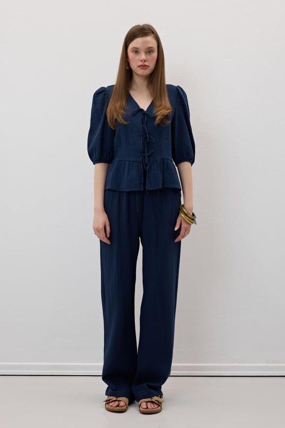 P28-3482*-LACİVERT-LLEVUREAlt GiyimBeli Lastikli Müslin Pantolon LACİVERT