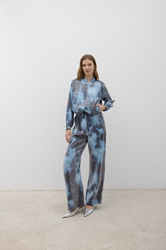 P28-3504-MAVİ-LLEVUREAlt GiyimBeli Lastikli Saten Pantolon MAVİ