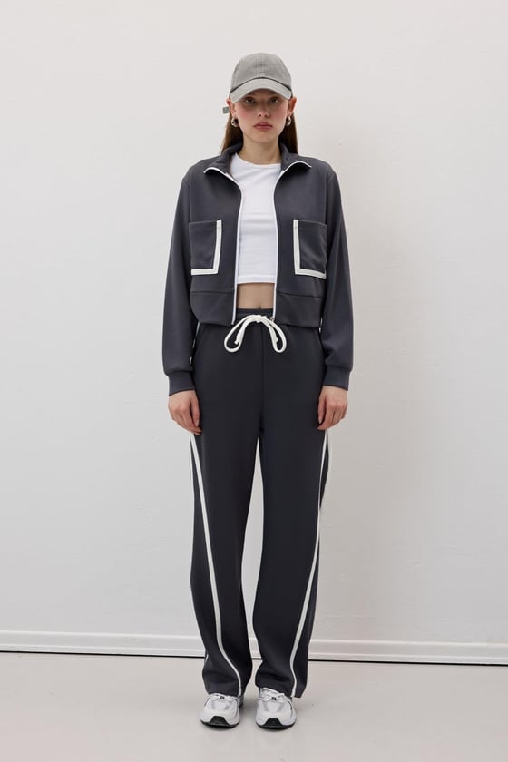 S28-2227-ANTRASİT-LLEVUREYeni GelenlerCep Detaylı Önü Fermuarlı Sweatshirt ANTRASİT