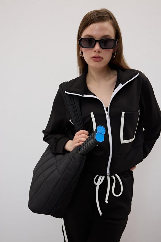 S28-2227-SİYAH-LLEVUREYeni GelenlerCep Detaylı Önü Fermuarlı Sweatshirt SİYAH