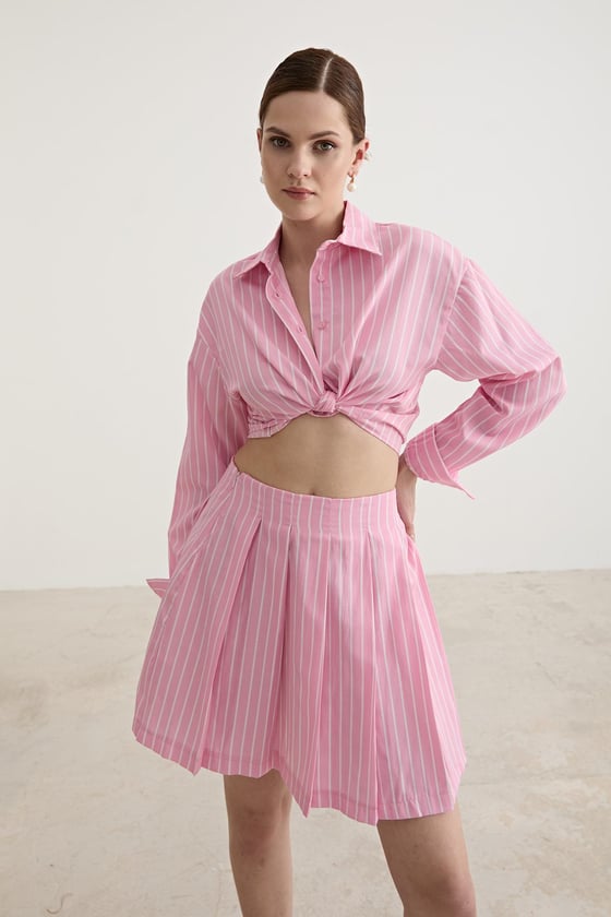 Fermuar Detaylı Tek Çizgili Kısa Etek PEMBE