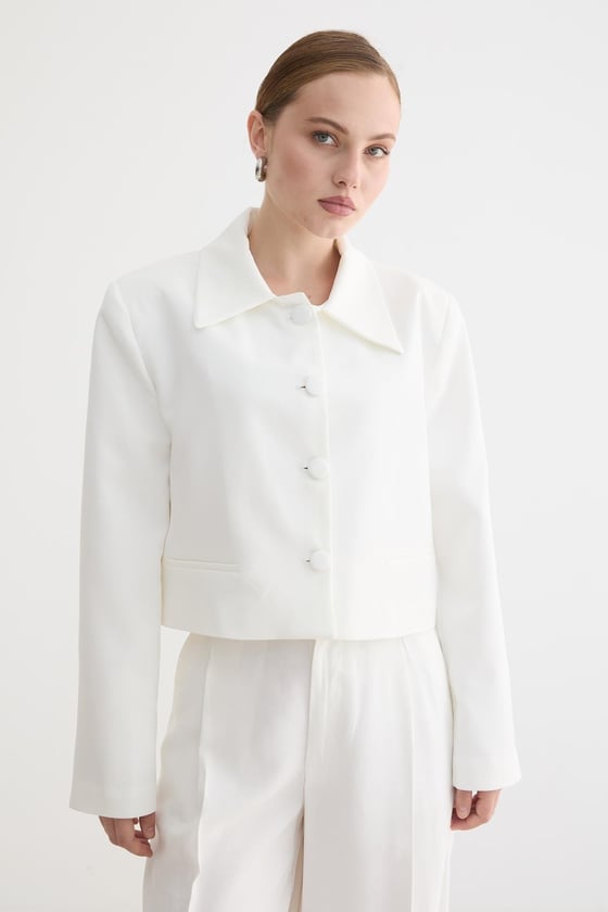 C28-5857-EKRU-LLEVUREDış GiyimHÜRREM KUMAŞ KADIN CEKET EKRU