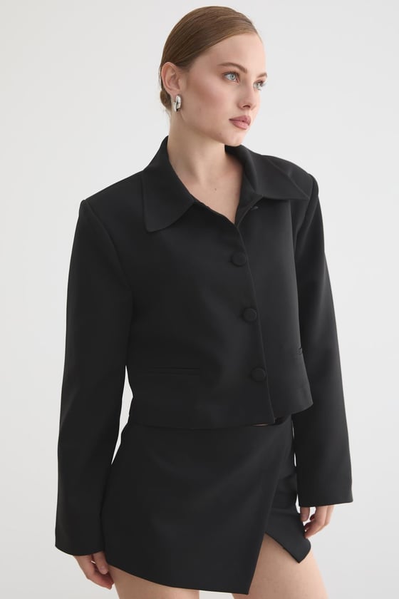 C28-5857-SİYAH-SLEVUREDış GiyimHÜRREM KUMAŞ KADIN CEKET SİYAH