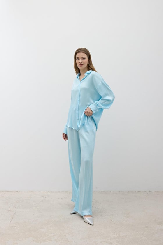 P28-3481-BEBEMAVİ-LLEVUREAlt GiyimKadın Beli Lastikli Saten Pantolon BEBE MAVİ