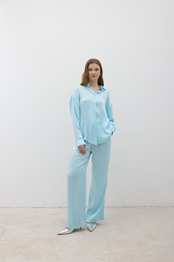 P28-3481-BEBEMAVİ-LLEVUREAlt GiyimKadın Beli Lastikli Saten Pantolon BEBE MAVİ