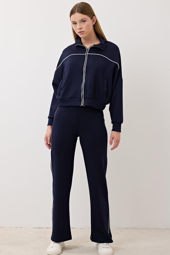 S28-2220-LACİVERT-LLEVUREKadın Biye Detaylı Oversize Sweatshirt LACİVERT
