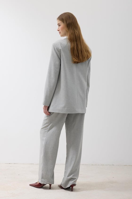 C28-5824-GRİ-LLEVUREDış GiyimKadın Omzu Vatkalı Düğmeli Blazer Ceket GRİ