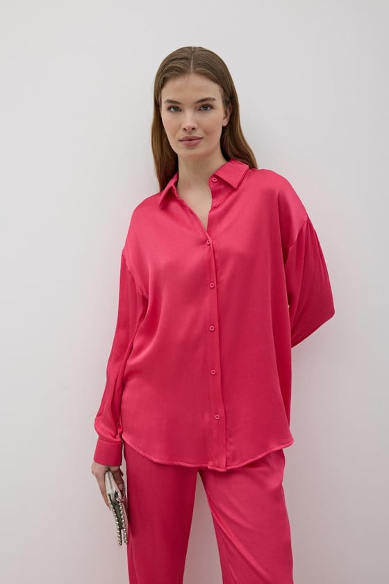 G28-4877-FUŞYA-LLEVUREÜst GiyimKadın Önü Düğmeli Oversize Saten Gömlek FUŞYA