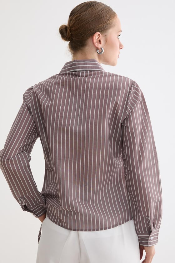 G28-4005-KAHVE-LLEVUREÜst GiyimKadın Yan Büzgülü Bağcıklı Çizgili Gömlek KAHVE