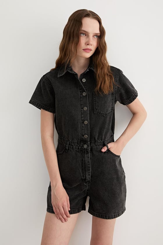 T27-068-L-BLACKLEVURETULUMKısa Kollu Düğmeli Şort Tulum BLACK