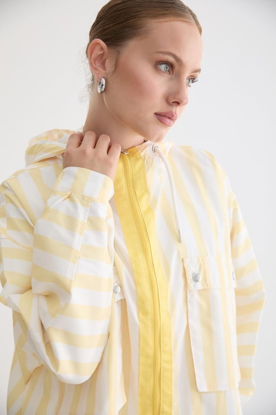 M28-5654-SARIÇİZGİLİ-LLEVUREDış GiyimMarine Çizgili Kapüşonlu Ceket SARI ÇİZGİLİ
