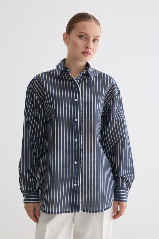 G28-4968-LACİVERT-LLEVUREÜst GiyimÖnü Düğmeli Dantel Detaylı Çizgili Gömlek LACİVERT