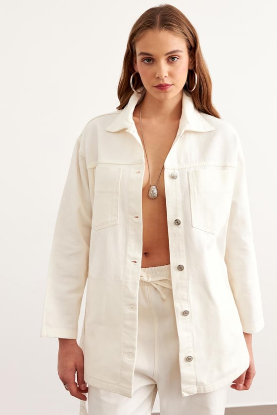 M28-5838-EKRU-LLEVUREDış GiyimÖnü Düğmeli Kuşaklı Gabardin Ceket EKRU